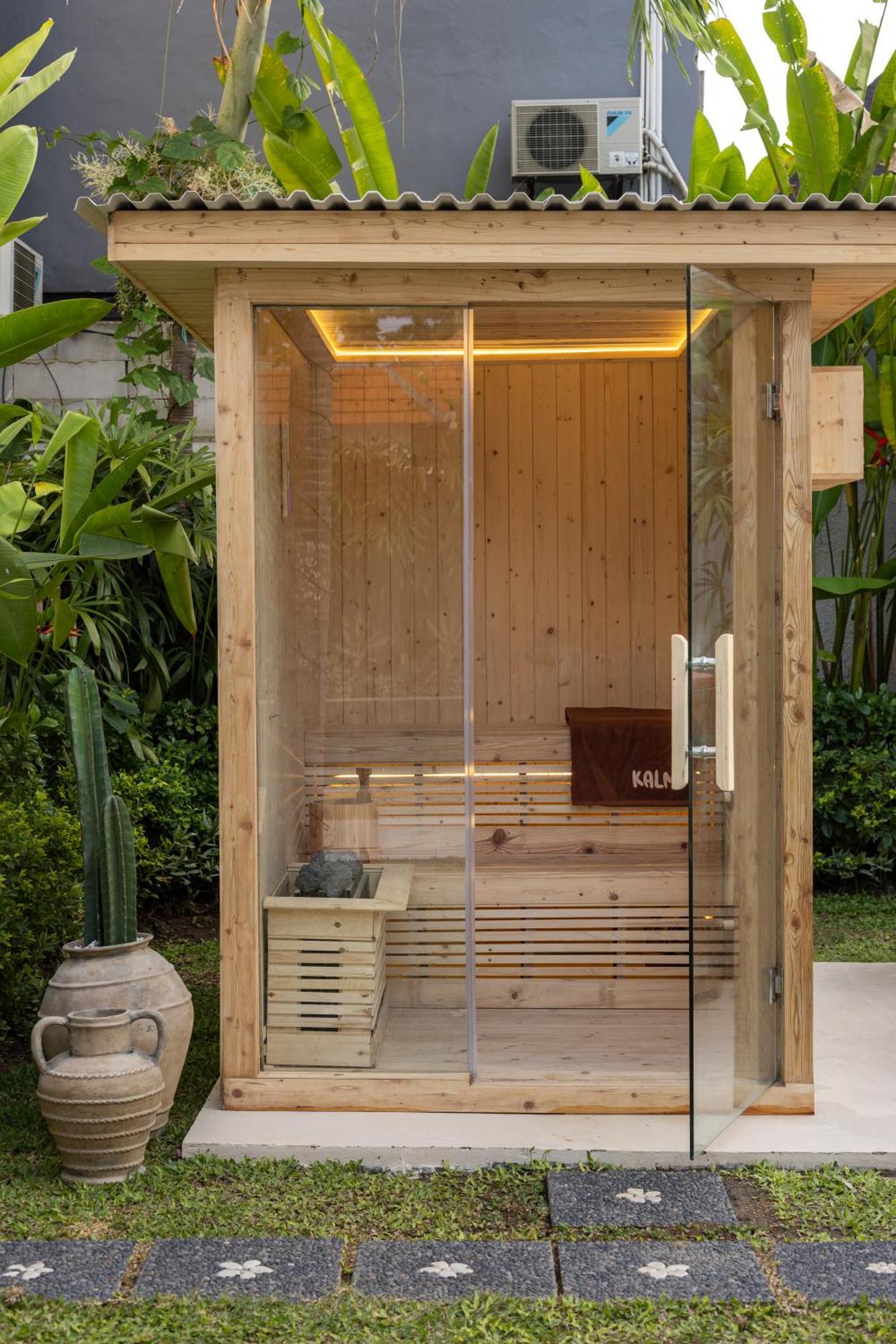 Kalm Bali 3*